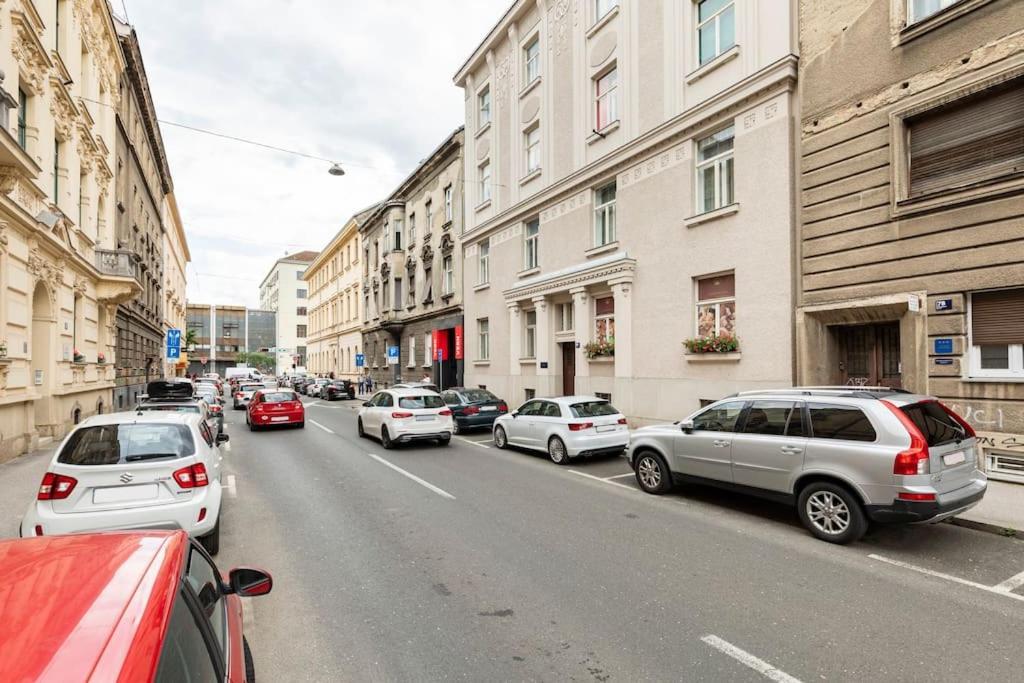 Marinianis Premium Apartment Zagreb Ngoại thất bức ảnh